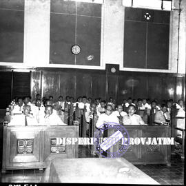 Para undangan pada penandatanganan penyerahan Jawatan Kehutanan di  Surabaya, 19 – 1 – 1959