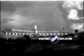 Gapura CEFI (Center For Economical Fairs of Indonesia) yang diselenggarakan di Surabaya, tahun 1958