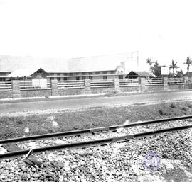 image 01