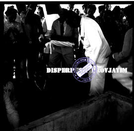 Penyerahan bendera merah putih pada upacara Pemindahan jenasah WR Supratman, dahulu lokasi makam ...