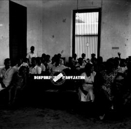Gotong royong pembanguan jalan dan perbaikan jembatan, tahun 1953