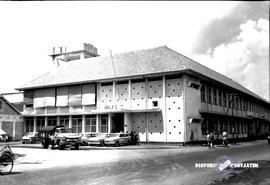 image 01
